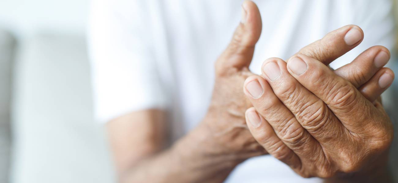 ¿Cómo la zeolita ayuda a personas con artrosis?